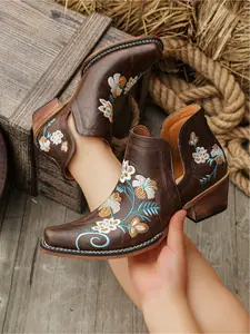 Women's Western Cowboy Short Boots, Floral Embroidery Pointed Toe Thick Heel Ankle Boot, Side Cutout Design, Fashionable All-Season Footwear