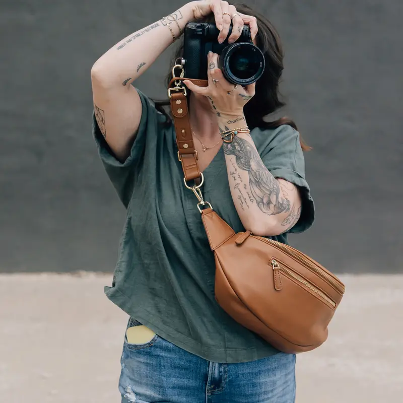 The Sidekick - Crossbody camera bag and harness