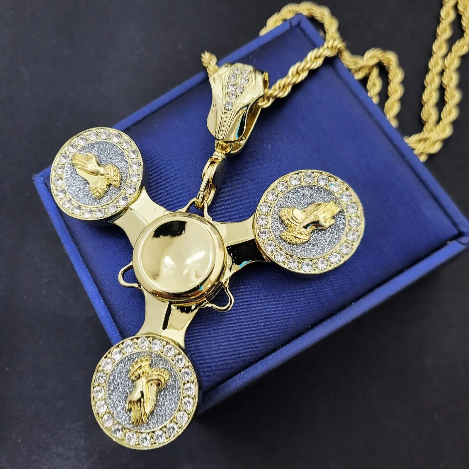 MaxBling81 Gold Plated Praying Hands Spinner Pendant, Unisex Hip Hop Faith Necklace with 30-Inch 5mm Rope Chain, Chains Necklace, Casual Trendy Jewelry, Fashion Accessory Necklace