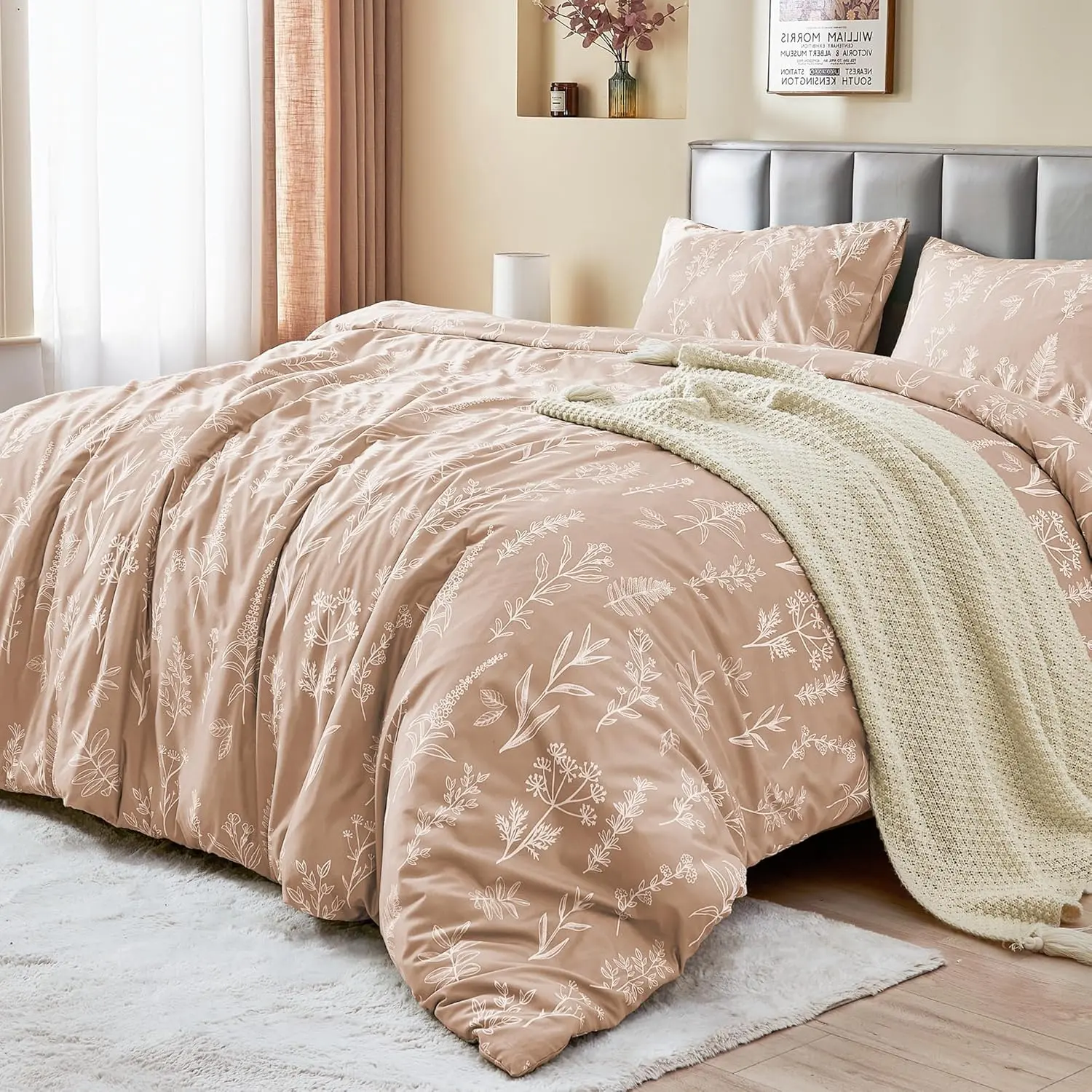 JOLLYVOGUE Queen Size Duvet Cover Set, 3-Piece Soft Microfibre Bedding with Plants Print, Reversible Rosy Gold Floral Design, Zipper Closure, 4 Ties & 2 Pillow Cases (90"x90", Machine Washable), No