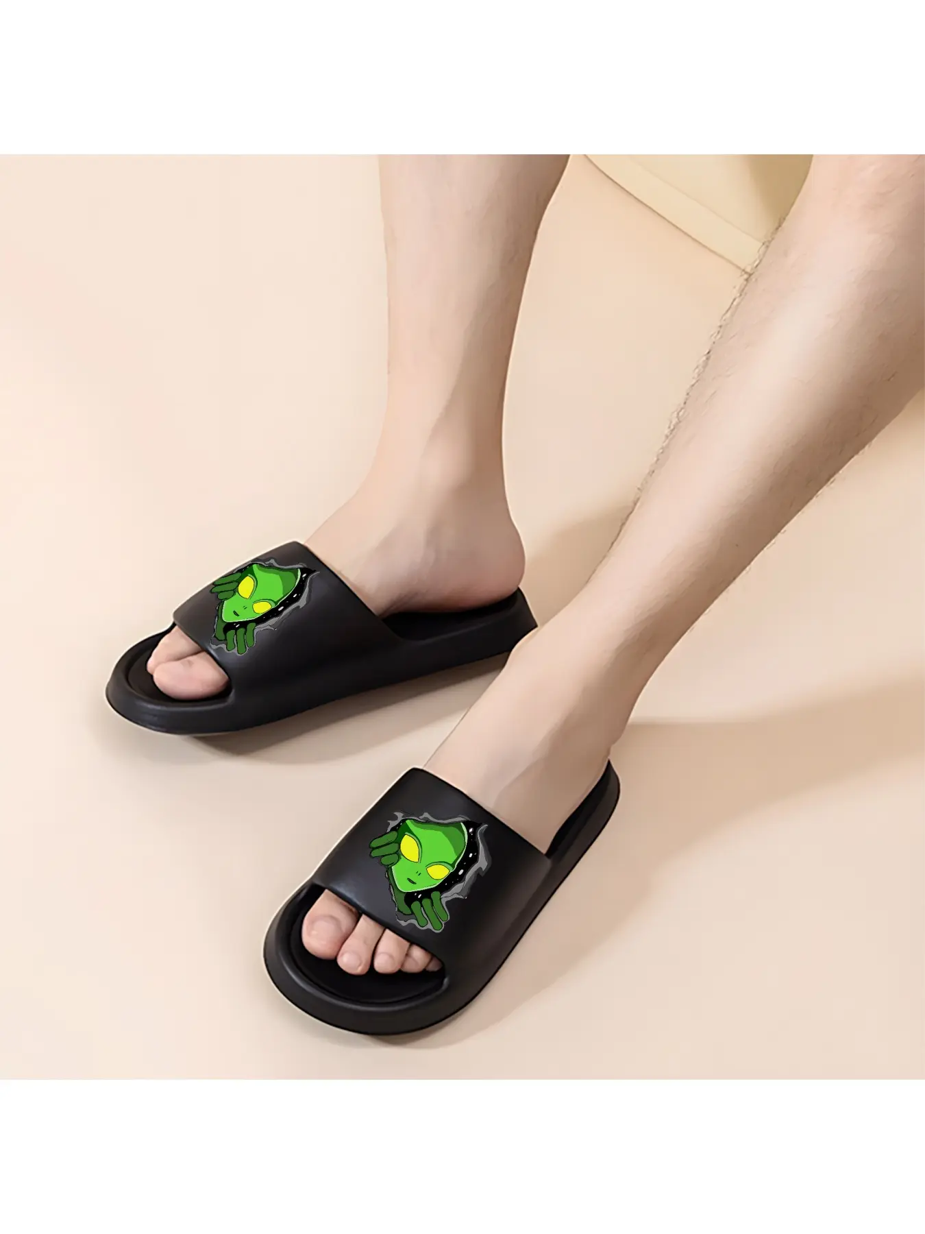 Novelty Green Alien Hole Print Slippers, Summer Indoor Outdoor Flip Flops, Trendy Fun Style Non-slip Soft Sole Slippers, Unisex Vacation Beach Shoes, Creative Alien Element Eye-catching Casual Slip