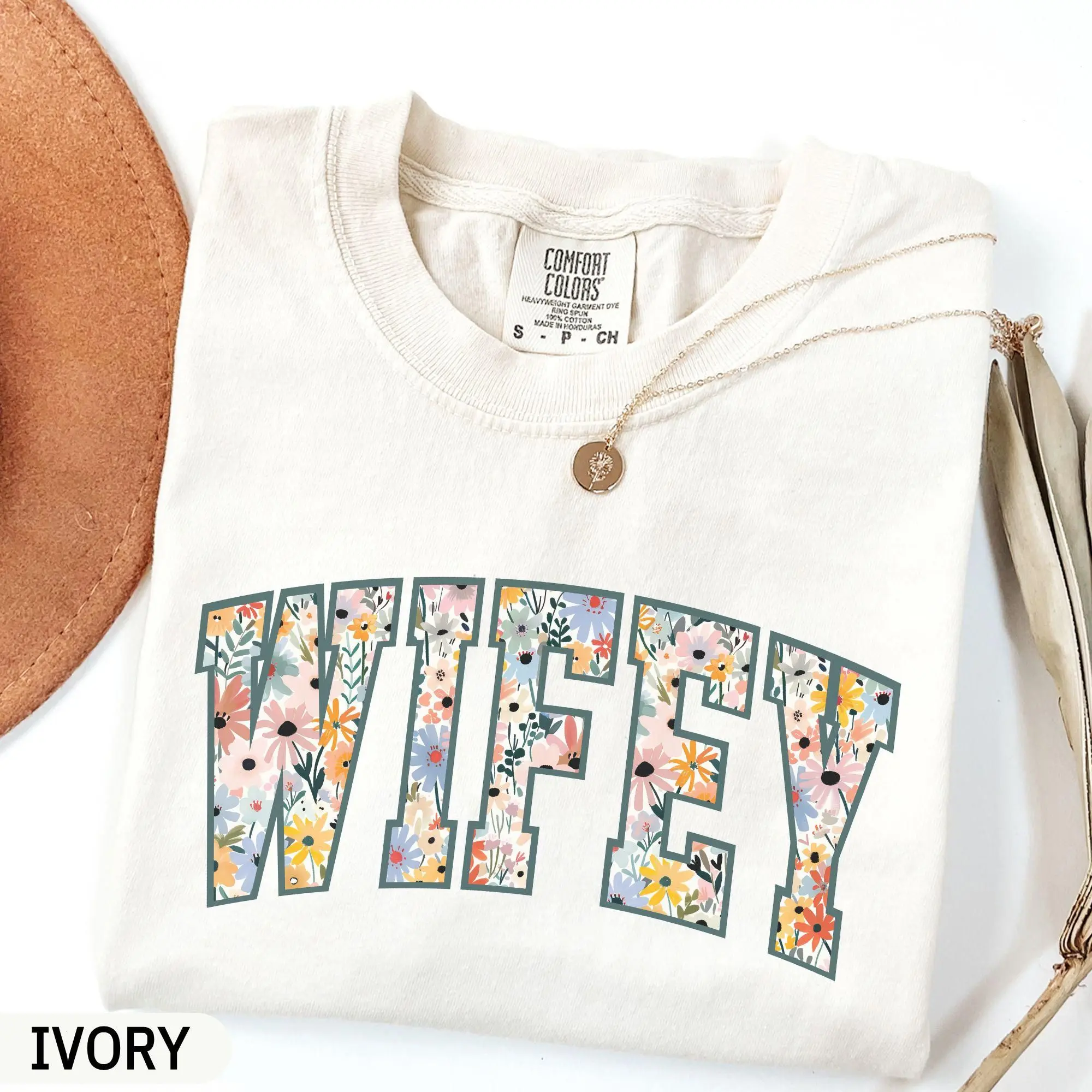 Comfort Colors® Floral Wifey Shirt, Wedding Gifts, Engagement Gift, Bride Gifts, Just Married Shirts, Flower  Wife Shirt, Bridal Shower Gift Fit Top Womenswear Comfy