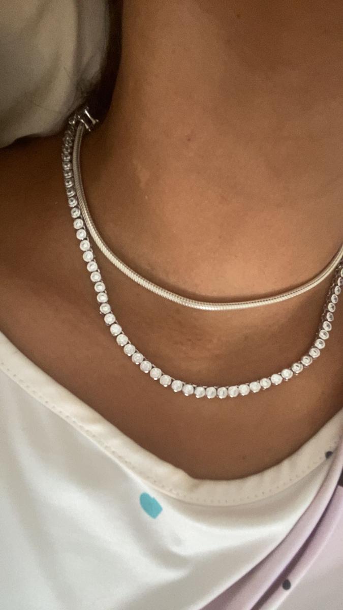 Item: Silver: 18" Necklace & 8" Bracelet