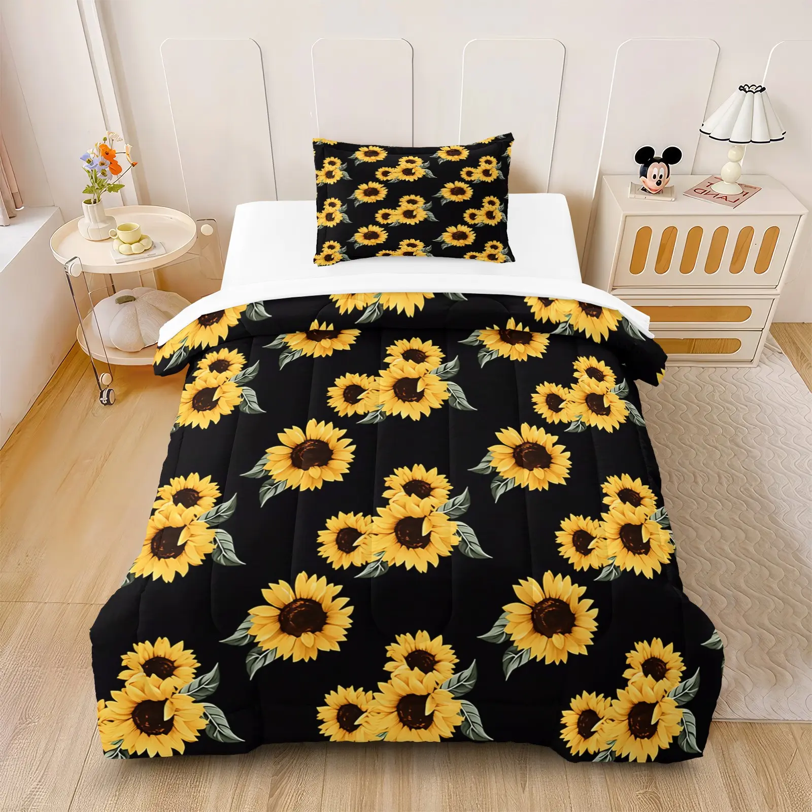 Boho Black Sunflower Comforter Set, 1 Comforter with 1/2 Pillowcases, All-Season Floral Bedding for Bedroom, Dorm & Guest Room, Decor for Teens & Adults