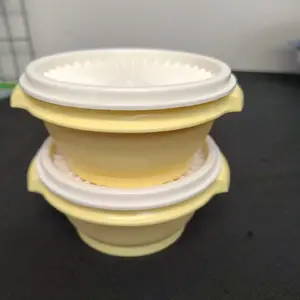 Vintage Set of 2 Colorful Yellow Conteiner Capacity 10 Oz Perfect for Your Snack with Lid Design