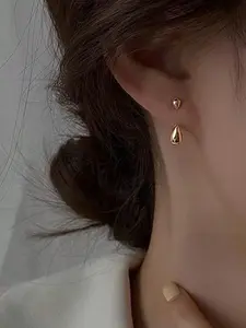 Minimalist Elegant Waterdrop Shaped Earrings for Women, Stylish Design for Everyday Wear with Luxurious Look, Perfect for Parties & Special Occasions