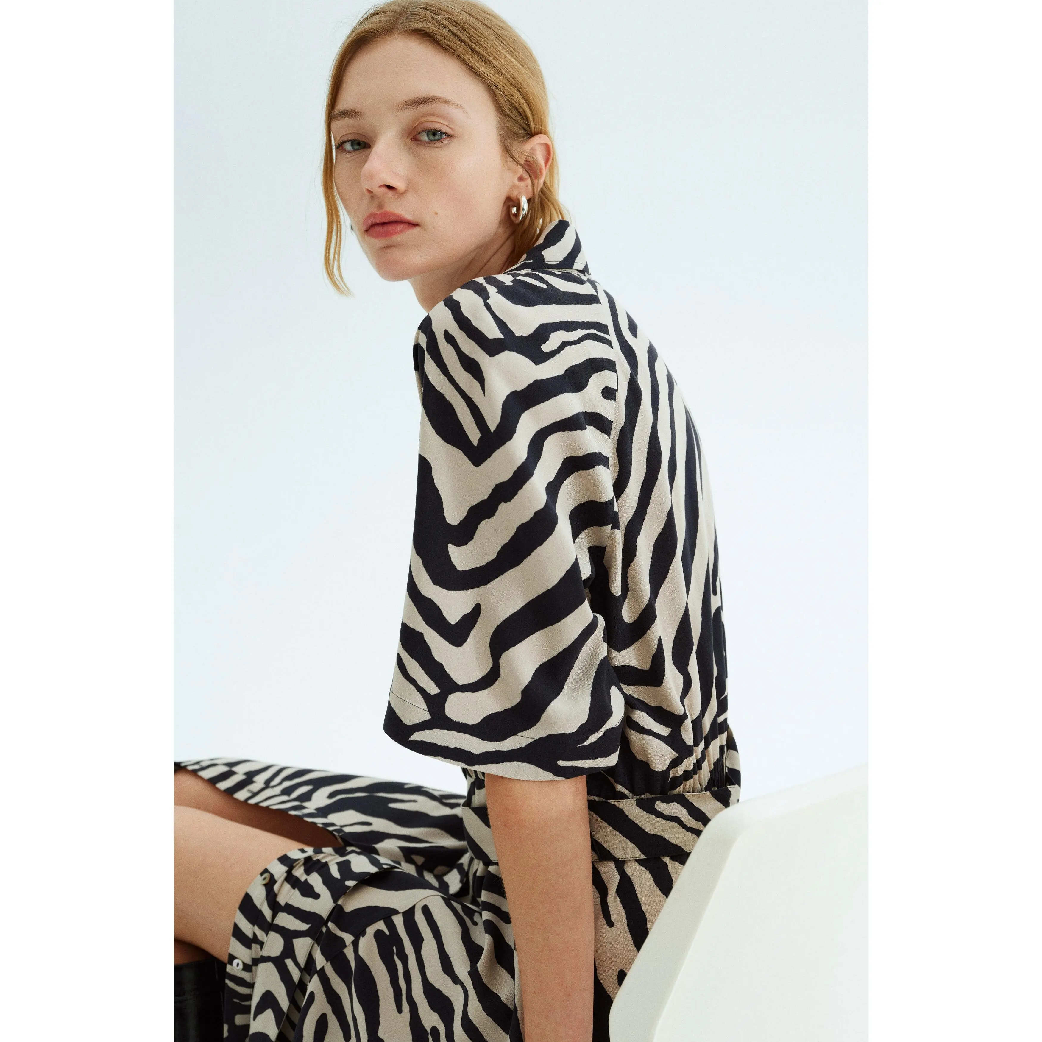 H&M Tie-belt shirt dress - TikTok Shop H&M Tie-belt shirt dress - TikTok Shop