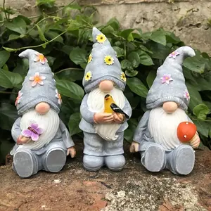 Resin Gnome Garden Statue 3-Piece Set, American Rustic Style, Indoor & Outdoor Decor, Garden Accessories, Yi Zhitan Brand