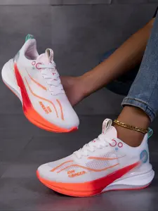 Unisex Large Size Lightweight Shock Absorbing Running Shoes, Breathable Ice Silk Upper, Carbon Plate Outsole, Sporty Style