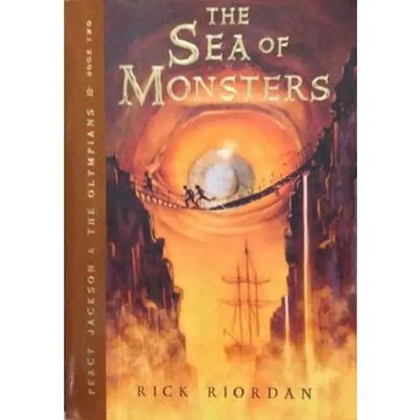 USED Book - The Sea of Monsters (Percy Jackson and the Olympians, Book 2) by Rick Riordan (Paperback) - english
