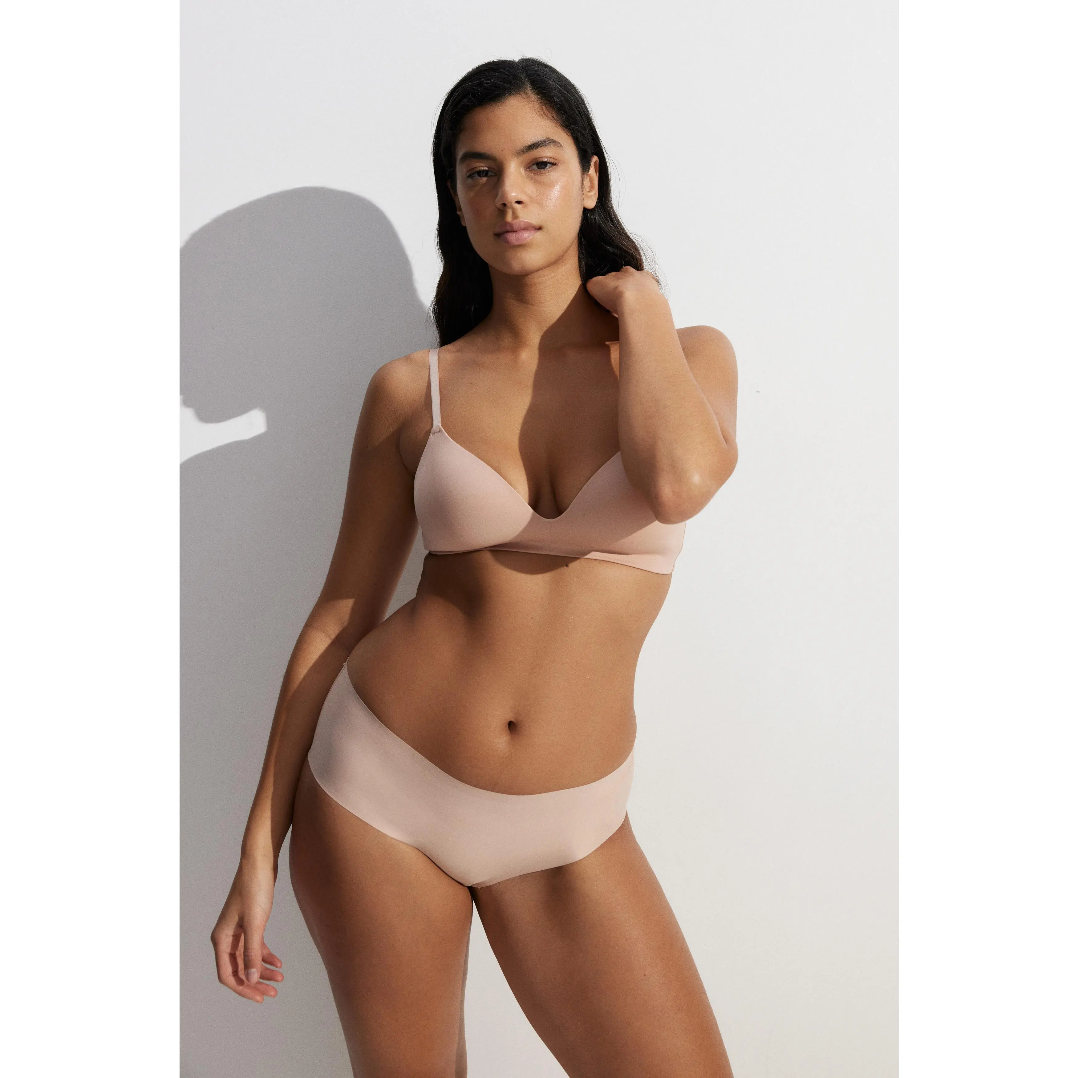 H&M 3-pack invisible hipster briefs