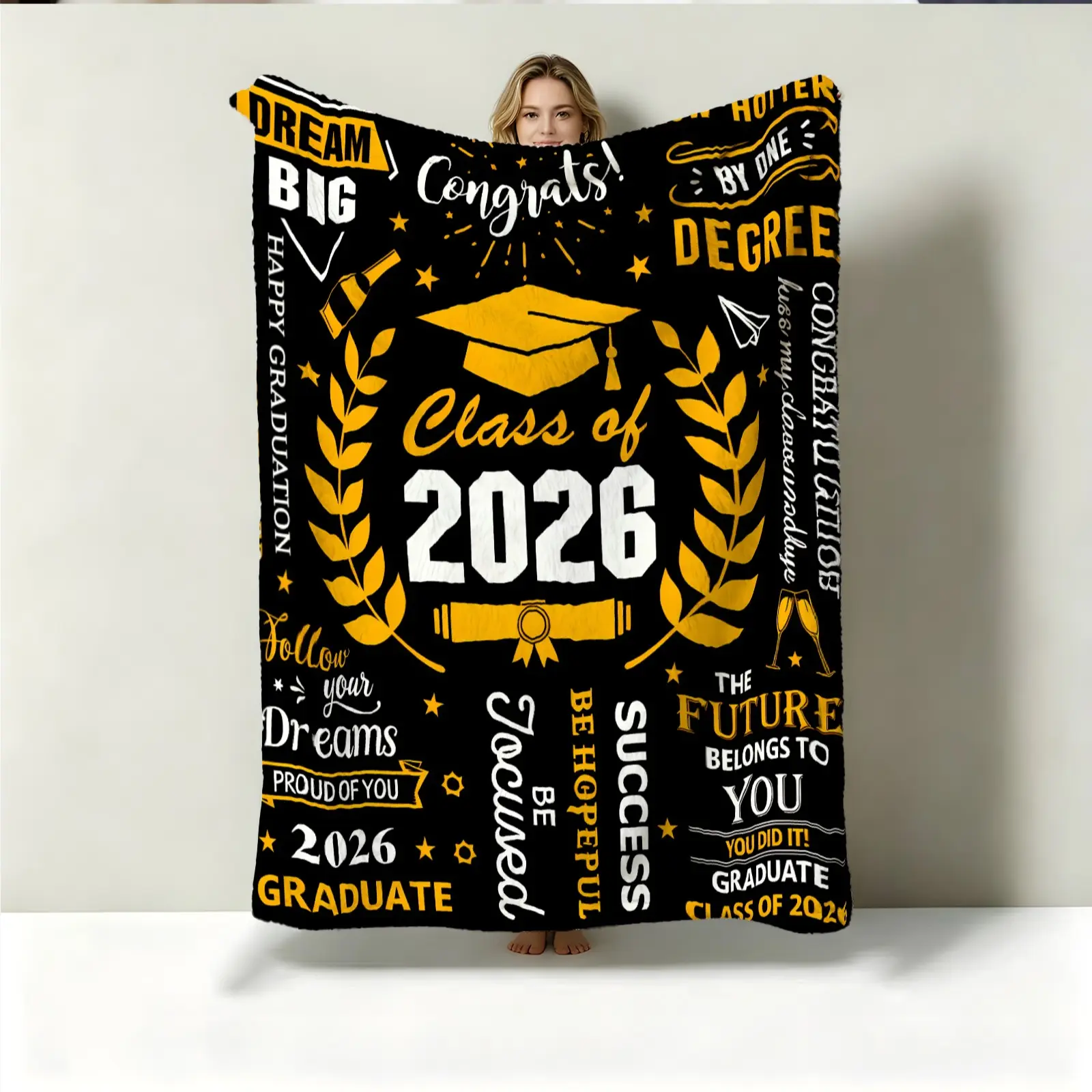 American 2026 Graduation Throw Blanket, Cap & Diploma Design, Soft Skin-friendly, Ideal For College Dorm Naps