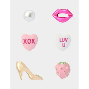 Betsey Johnson MISMATCH XOXO STUD SET PINK