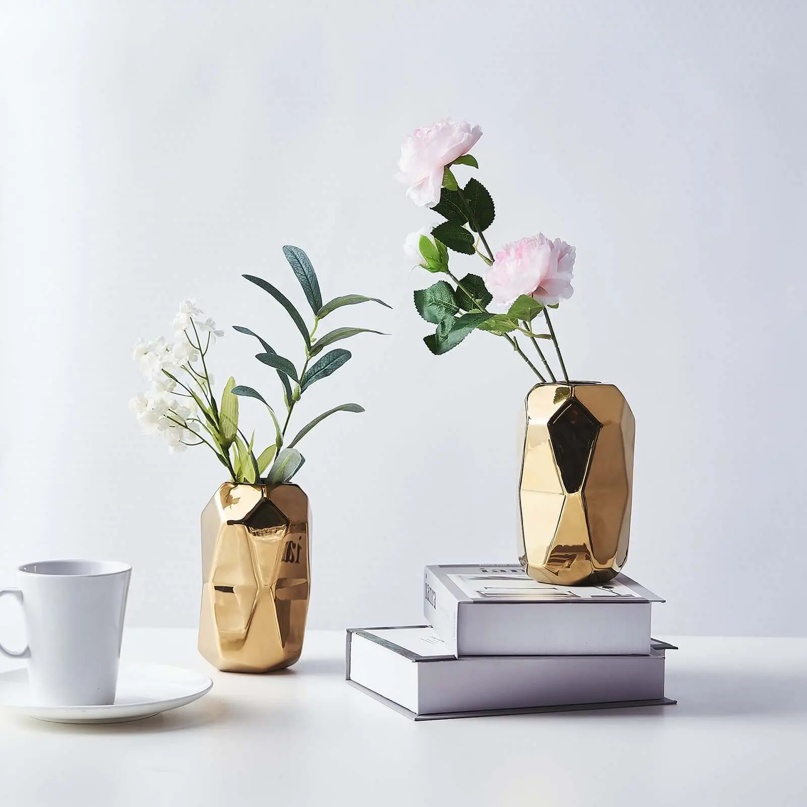 2-Pack Metallic Gold Geometric Ceramic Cylinder Vases, 6" Decorative Vases for Home Decor - Stylish Modern Floral Arrangement Centerpiece Supplies, Gold Vases For Centerpieces