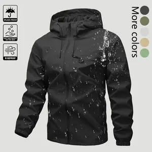 Men’s lightweight windproof softshell hooded jacket featuring a drawstring design, sporty casual style, front pocket and side zipper, suitable for spring and autumn and back-to-school season wear; long-sleeve style is ideal for outdoor activities in sprin