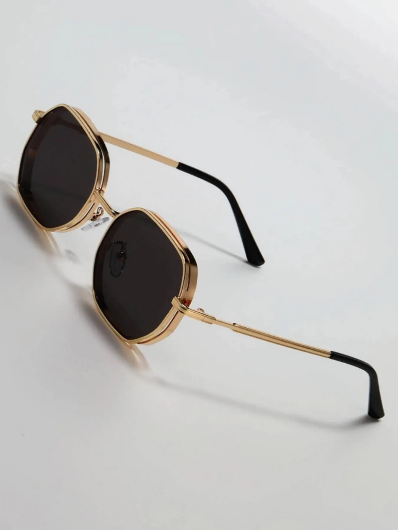 Unisex Street Trend Geometric Frame Sunglasses, Casual Glasses Trends 2024 for Everyday Use, Fashion Accessories for Outdoor Activities, Fashionable Frames Sunglasses, Trendy Streetwear Sunglasses