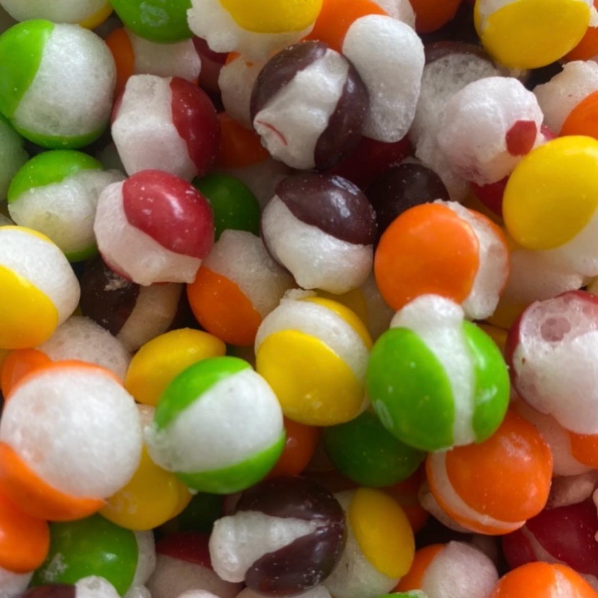 Sweet TreatyCo 1 Pound Freeze Dried Rainbow Crunchies Candy Snack Bonbon Sweet Chewy Fruit Delight