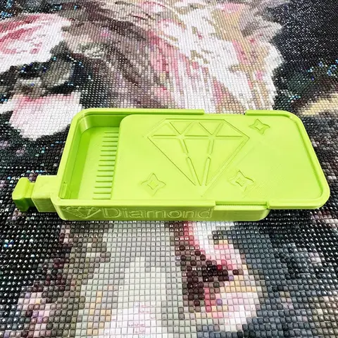 Plastic Enclosed Diamond Painting Tray Set with Compartments - Handcraft Easy Drill Organizer, Rhinestone Sorting Tool, Enhances Crafting Experience, DIY Diamond Art Accessories
