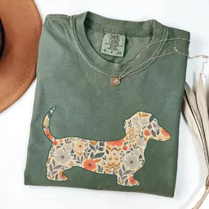 Comfort Colors Floral Dachshund Shirt, Wiener Dog Tshirt, Gift for Dachshund Mom Shirt, Dachshund Mama Gift, Weenie Dog Owner Shirt