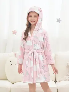 Abstract Sheep Coral Fleece Sleepwear, Fashionable Cute Design, Thickened Hooded Pajamas, Essential for Girls Post-Bath Wear, Fluffy Pajamas