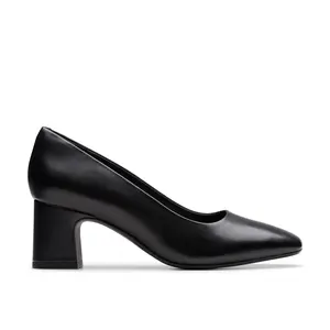 Clarks Womens Fernie Court Pumps