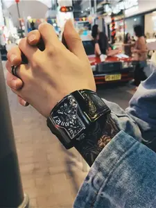 Men's Punk Style Quartz Watch, High End Watch, Quartz Analog Watch, Large Dial Design, Fashionable Daily Wear, Perfect Party Accessory, Trendy Wristwatch, Modern Trendy Watch, Trendy Birthday Gift, Includes Box