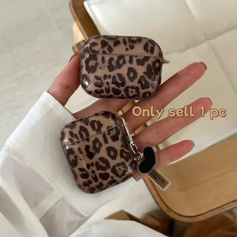 Leopard Print AirPods Case Set, Heart Pendant Design, Compatible with Apple AirPods Pro 3/2/1 & AirPods 4/3/2, Stylish Earphone Protective Cover, Headphone Accessories