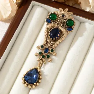 Vintage Brooch Blue Green Brooch Distressed Contrast Color Design Golden Pin Peacock Flower Simple Versatile Popular Fashion Trendy Temperament Personality Coat Sweater Anti-Light