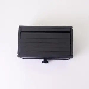 Wall-Mounted Garage Key Organiser - Room-Friendly Hanging Door Hanger with Mini Car Slot, Easy Installation, Decorative Design, Ideal for Car Enthusiasts, Perfect Gift