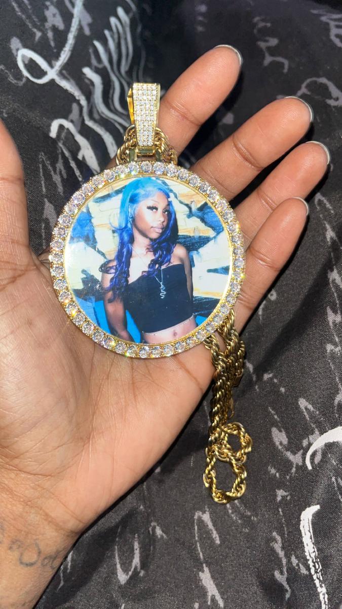 Item: Golden color (must send photo to the us), Twisted Rope Chain