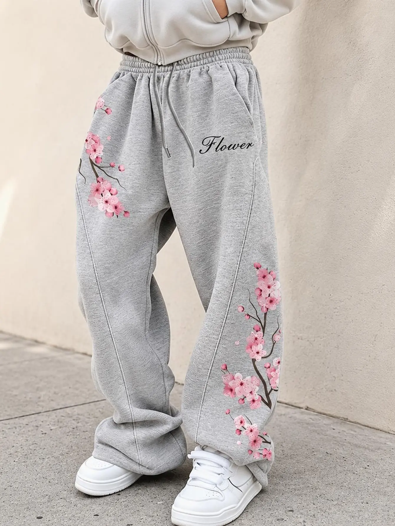 Men's Cherry Blossom Urban Graphic Print Baggy Comfy Sweatpants - Lightweight Polyester Male Clothing, Oversized Loose Fit Sporty Chic Athletic Track Pants for Gym, Streetwear, Spring & Summer Casual Knit Bottoms, Baggy Sweatpants