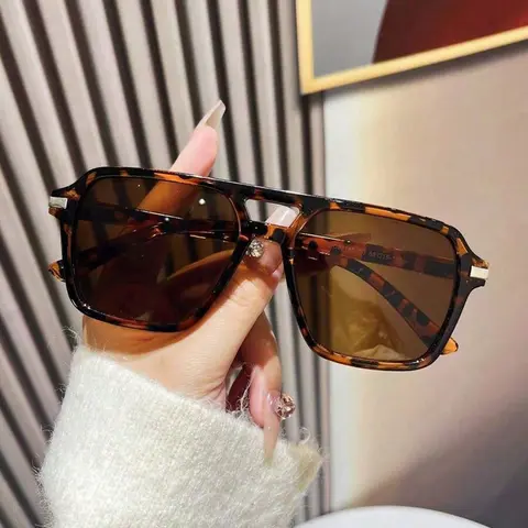 Women's Fashion Pilot Glasses, Classic and Stylish Eyewear, Fashion Accessory Eyewear for All Seasons, Multiple Colors Available, PC Frame, Decorative Lens, Classic Shades