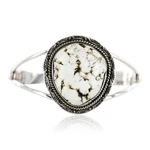 Handmade Certified Authentic Navajo .925 Sterling Silver WHITE Buffalo Turquoise Native American Bracelet 12656