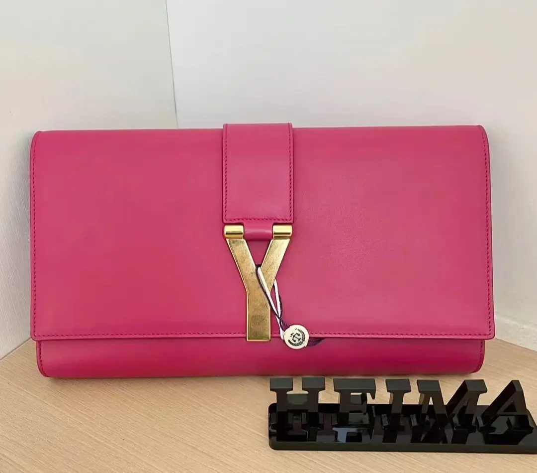 Pre-owned Yves Saint Laurent 95% New YSL Medium Fuchsia Clutch Bag