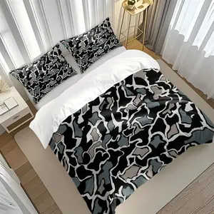 Creative Camouflage Print Bedding Set, Soft and Cozy Fashion Pattern Duvet Cover Set, Including 1 Quilt Cover and 1/2 Pillowcase, No Filler, Ideal for Military Enthusiasts Bedroom Decor, Easy To Clean for All Seasons