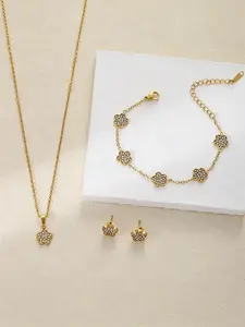 Gold Tone Clover Charm Jewelry Set, Dainty Flower Pendant Necklace Bracelet Earrings Combo, Fashion Everyday Accessory