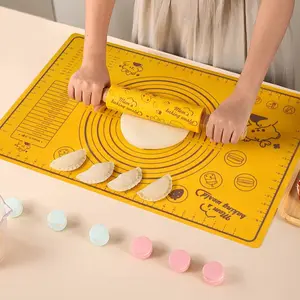 Bear Pattern Silicone Rolling Pin Set, Thickened Baking Mat with Scale, Bakeware, Ideal for Dough, Pizza, Pie, Pastries, Noodles, Cookies