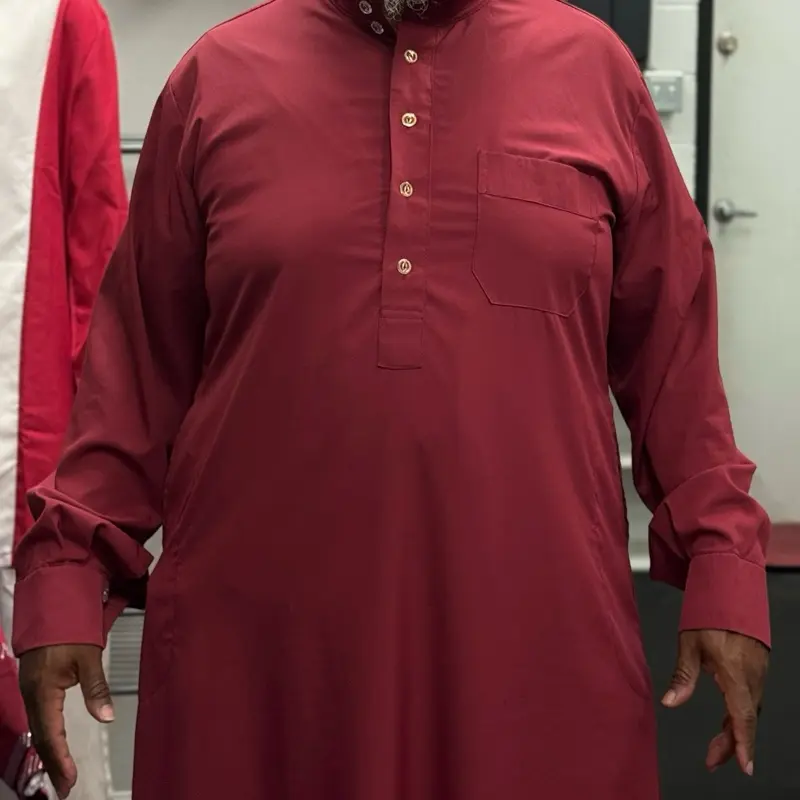 Dubai Thobe - Traditional Men's Arabic Robe for Formal Occasions