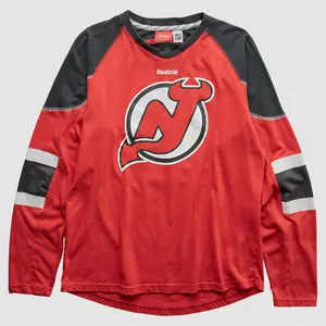 New Jersey Devils Reebok 2000s Pullover T-Shirt - Red - S
