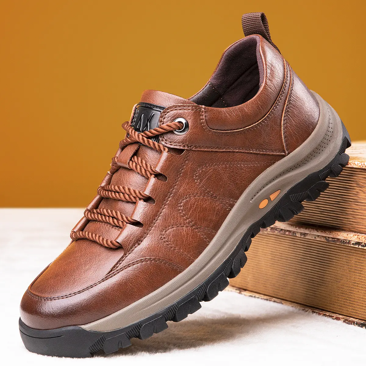 Men's Off-Road Casual Trainers, All-Terrain Walking Hiking Shoes, Outdoor Travel Footwear with Cushioned Arch Support and Non-Slip Sole