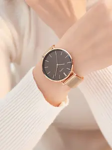 Unisex Stainless Steel Quartz Watch, Casual Analog Round Face, Mineral Glass Dial, Button Cell Battery, All Seasons Wear