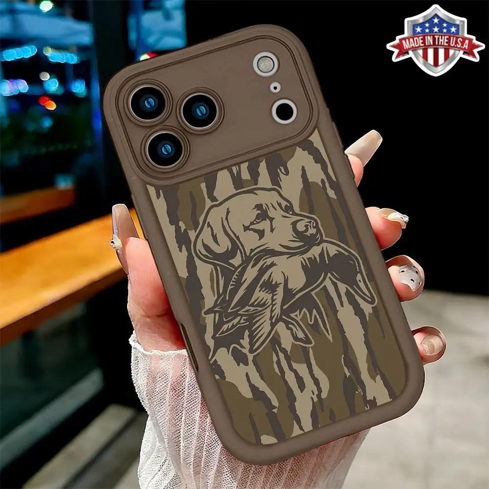 Artistic Hunting Dog & Duck Pattern TPU Cellphone Case - Skinny, Shockproof, Anti-Drop, Durable, Water-Resistant Casing for iPhone 17,16,15 Pro,14 Pro Max,13,12,11,XR,XS Plus,AIR - Handheld Phone Accessories for Device Protection