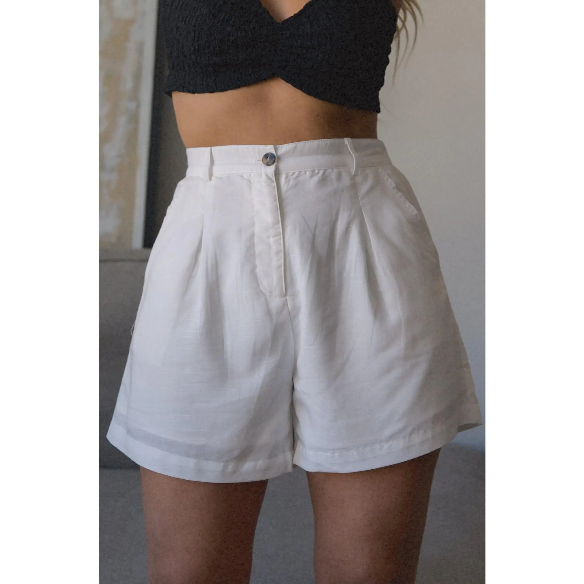 White Linen Shorts White Linen Shorts