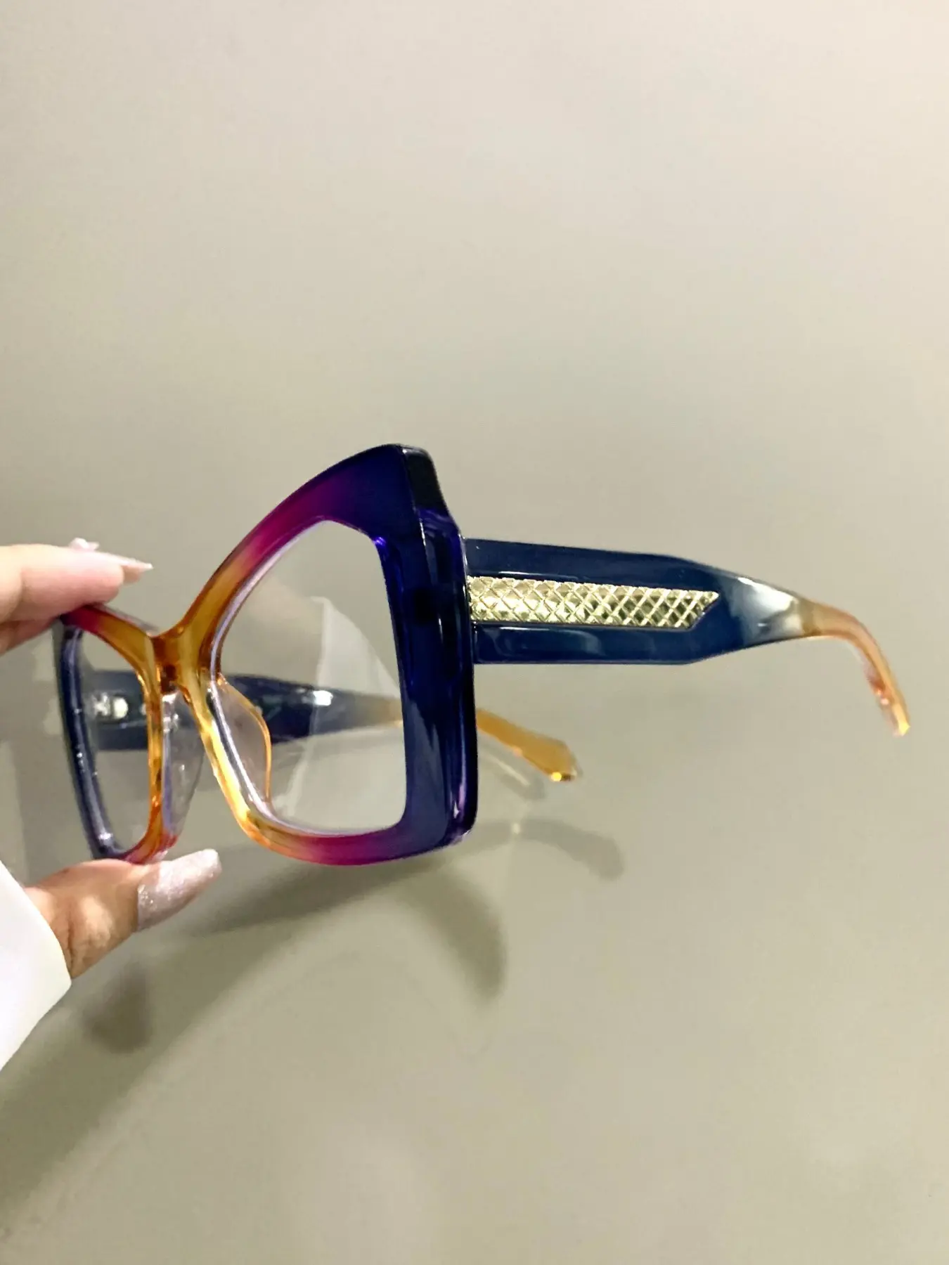 Cat Eye Glasses, Thick Frame Legs Fashion Retro Trend Eyeglasses for Men and Women, Fashionable Frames Glasses, Stylish Trendy Eyewear