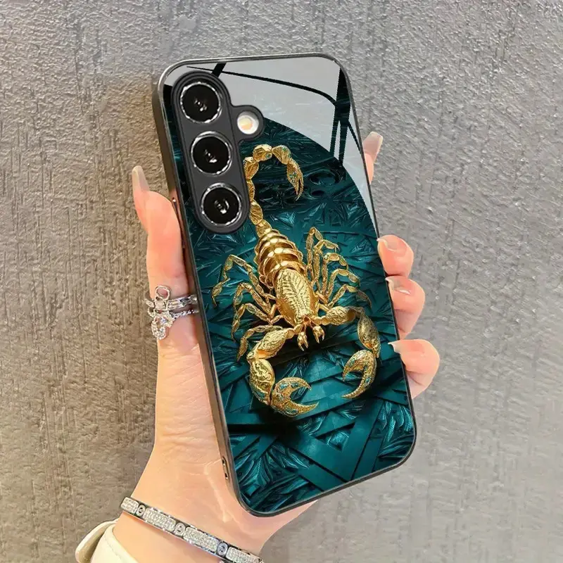 High-end Gold Scorpion Pattern Glass Phone Case for Galaxy A05s/A13/A14/A15/A16/A23/A24/A25/A26/A30/A32/A33/A34/A35/A36/A52/A53/A54/A55/A56/A72/A90/S20/S21 FE/S22/S23/S23 Ultra/S24/S24 FE/S24 Ultra/S25/S25 Ultra/S25 Plus/S25 Edge, Trendy and Fashionable,