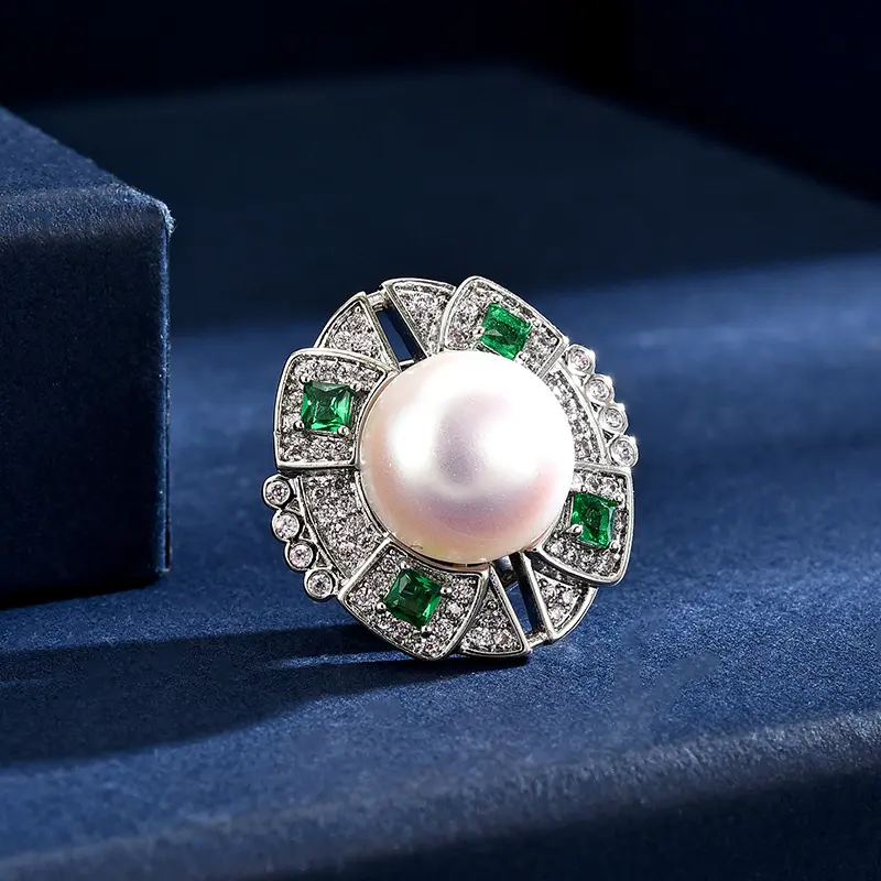 Elegant Baroque Geometric Magnetic Brooch for Women, High-end Luxury Accessory, Best-selling Pin Accessory