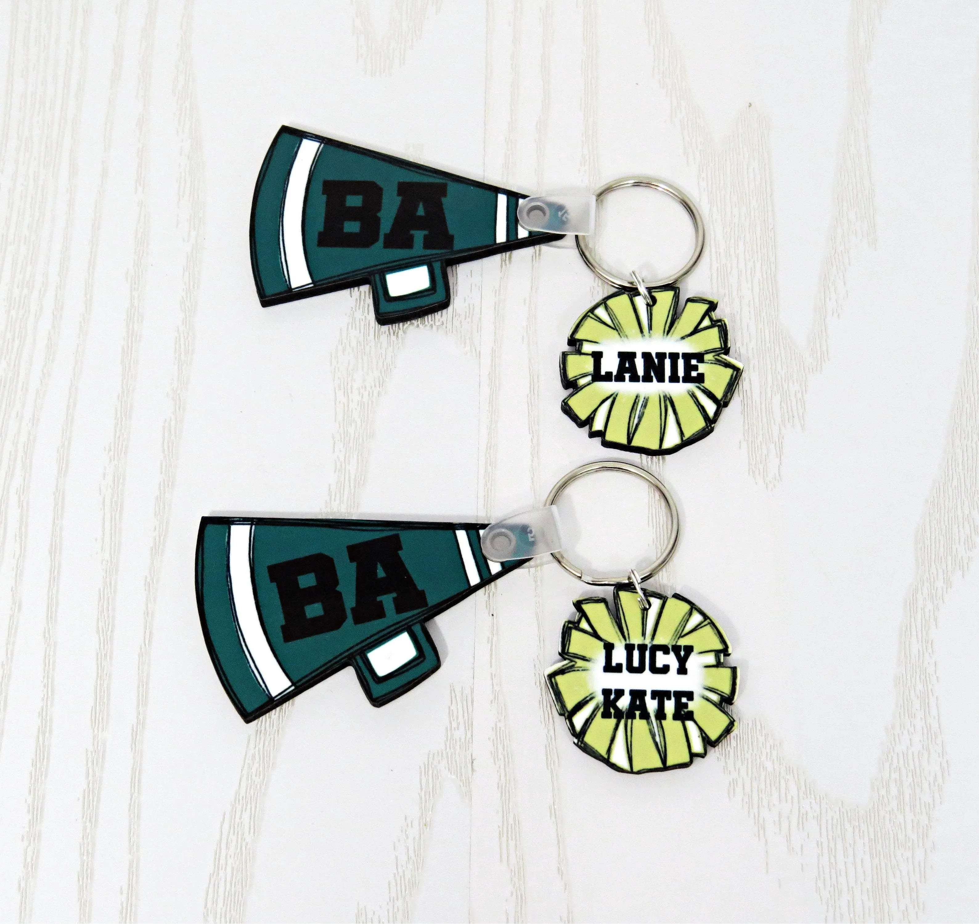 Cheerleading Bag Tag Personalized with Name - Cheerleader Bag Name Tag Keychain - Cheer Kids High School Mom Sports Football Bastketball