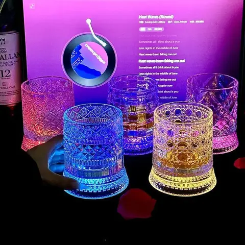 360° Spinning Geometric Gem Texture LED Glow Crystal Glass Tumbler - Thick Base, 304 Steel Core Base, Grip-Steady Heft, Color-Changing Light-Up Barware, Fits Large Ice Balls, Luxury Look, Adults' Gift, Whiskey Cup, Kitchenware Drinkware, Business Gift
