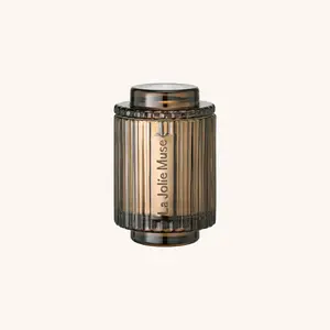Amélie – Hearth & Velvet Flames 3oz Candle