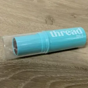 Thread face it complexion stick 230 deepest warm red